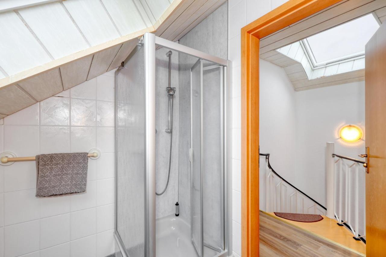 Seepark Kirchheim Ferienhaus Bei Nina Mit Sauna Εξωτερικό φωτογραφία